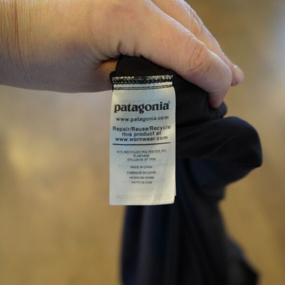 Patagonia Fleetwith Travel Dress Womens XL Black Polyester Stretch - Picture 5 of 6